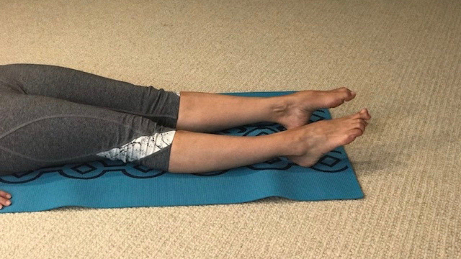 Pointing and flexing feet for foot and ankle health and mobility